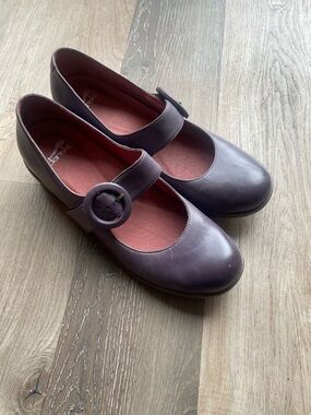 Dansko Eggplant Leather Mary Jane Heels with Round Buckle